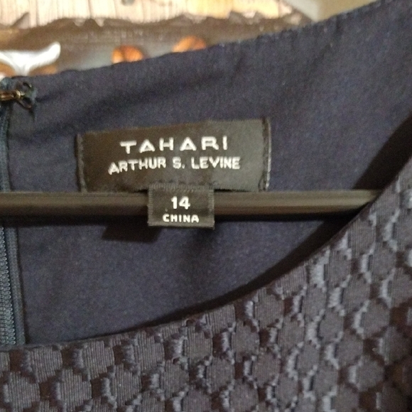 Tahari Stylish And Comfortable Navy and Purple Floral Dress - Picture 2 of 3